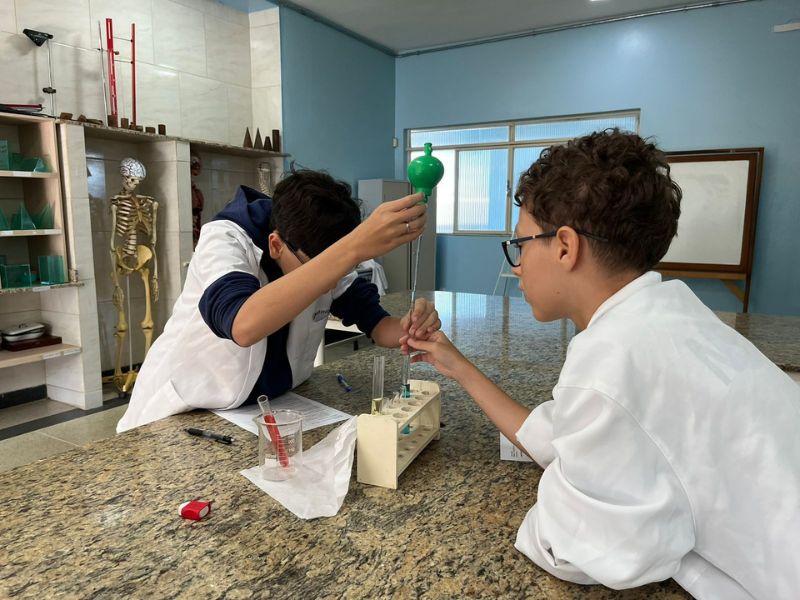 Desafio das Cores no Laboratório