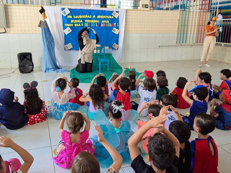 DIA DO LIVRO INFANTIL